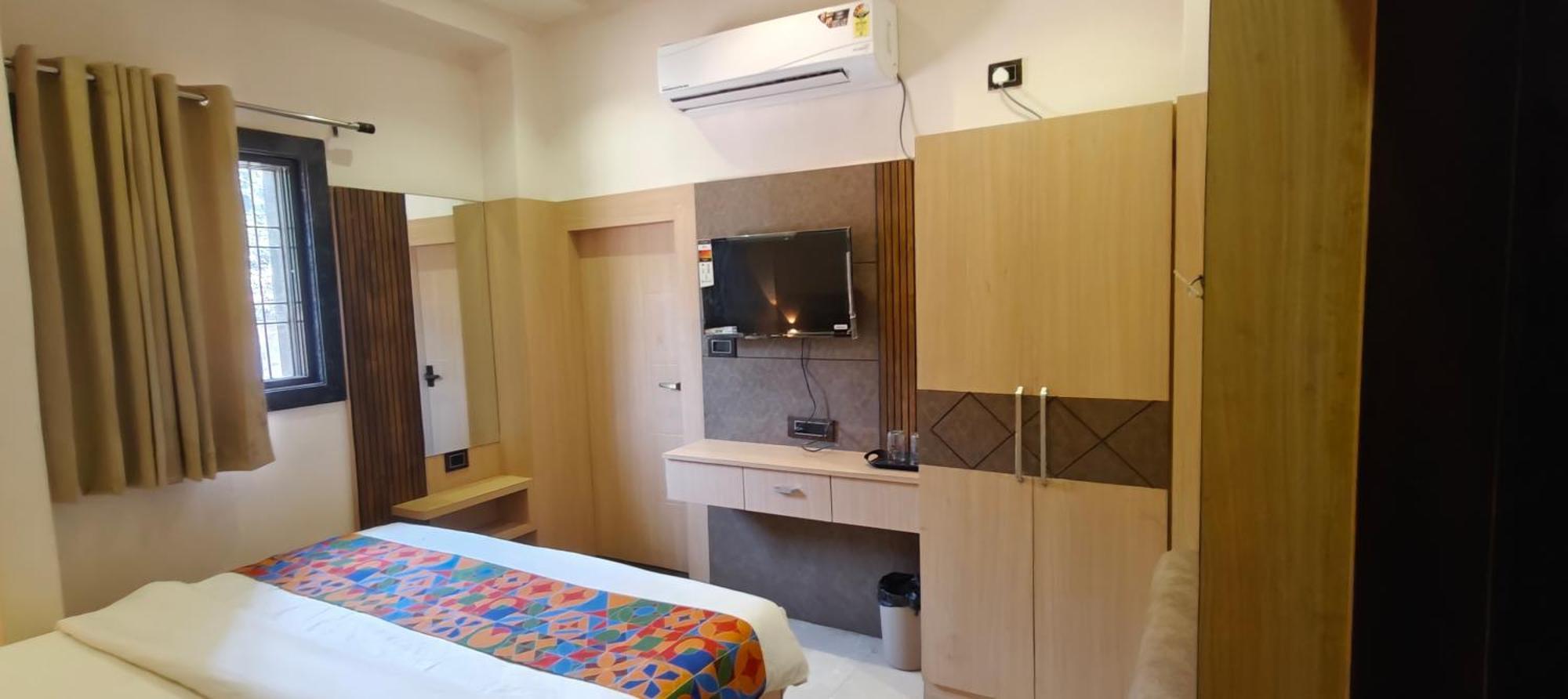 Hotel Ambika Dx Gwalior Exterior foto